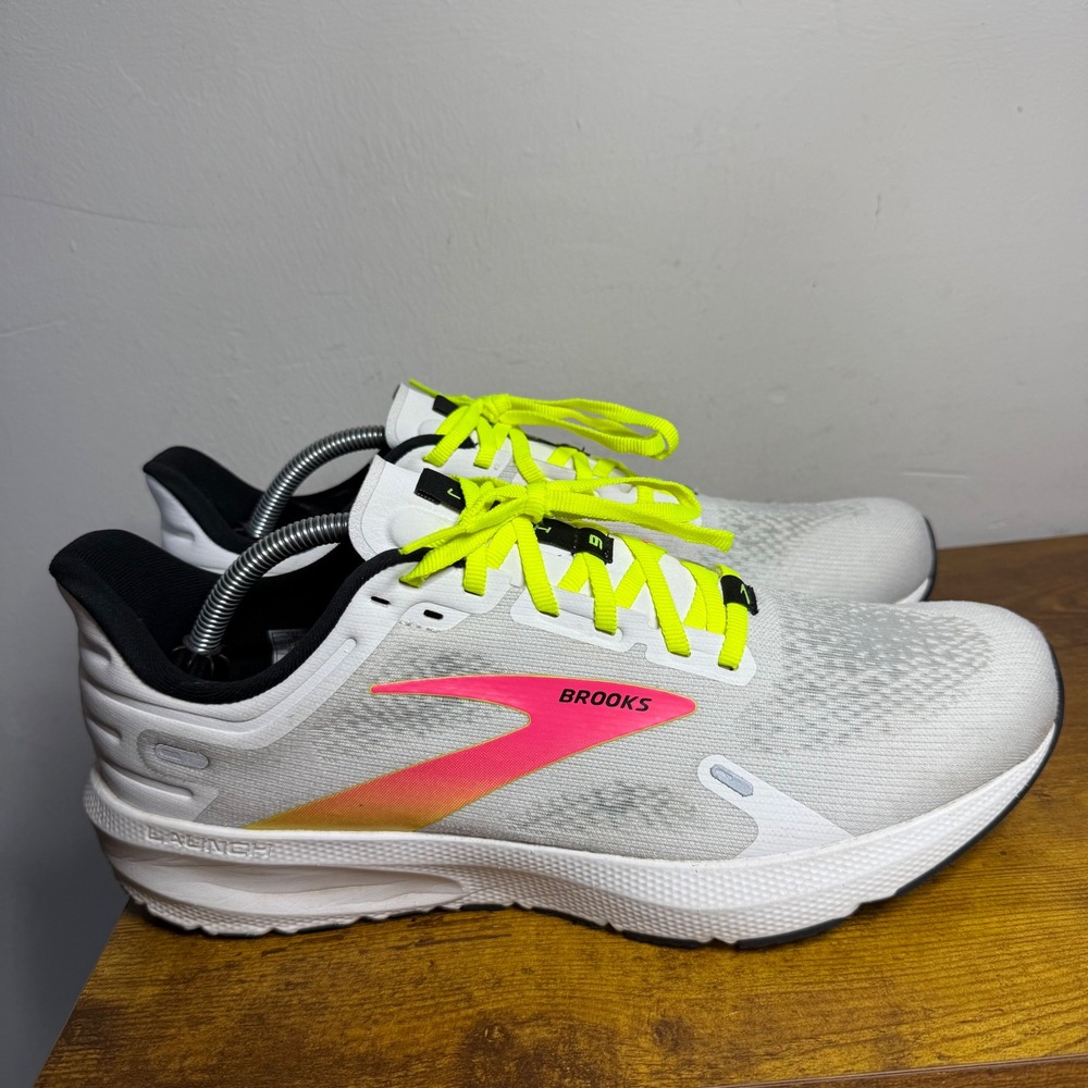 Brooks Launch 9 Running Shoes Mens Size 11 White Pink Yellow 1103861D148